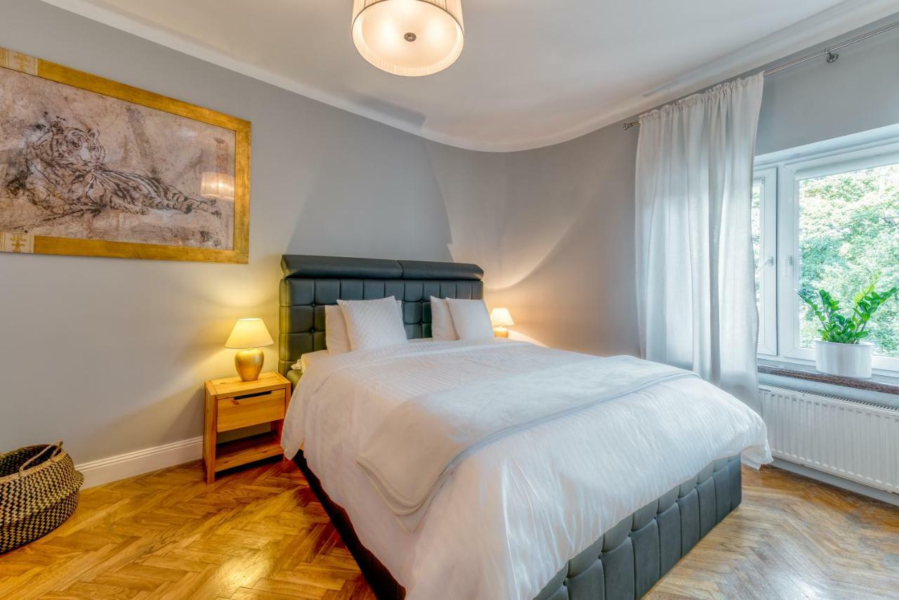 Apartment Premium Nearby Old Town *