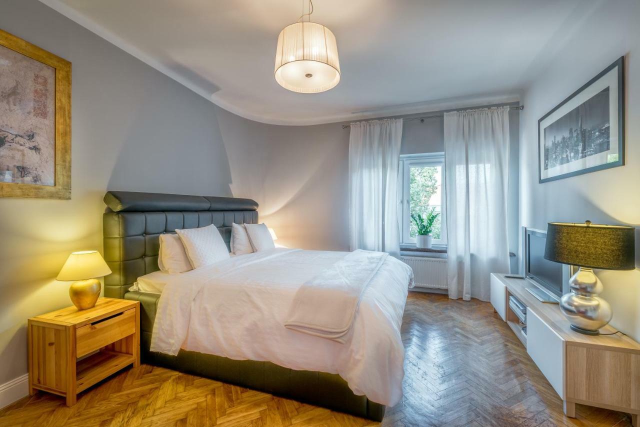 Apartment Premium Nearby Old Town *